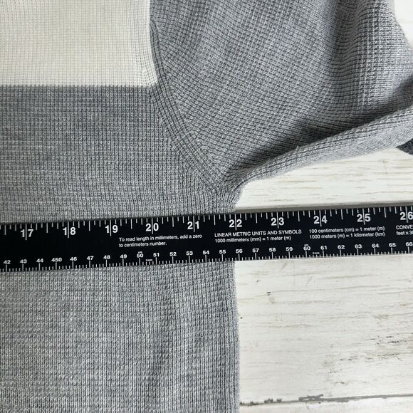 Vince Camuto Waffle Stitched Colorblocked Sweater Womens Large White Grey Black - Picture 8 of 13